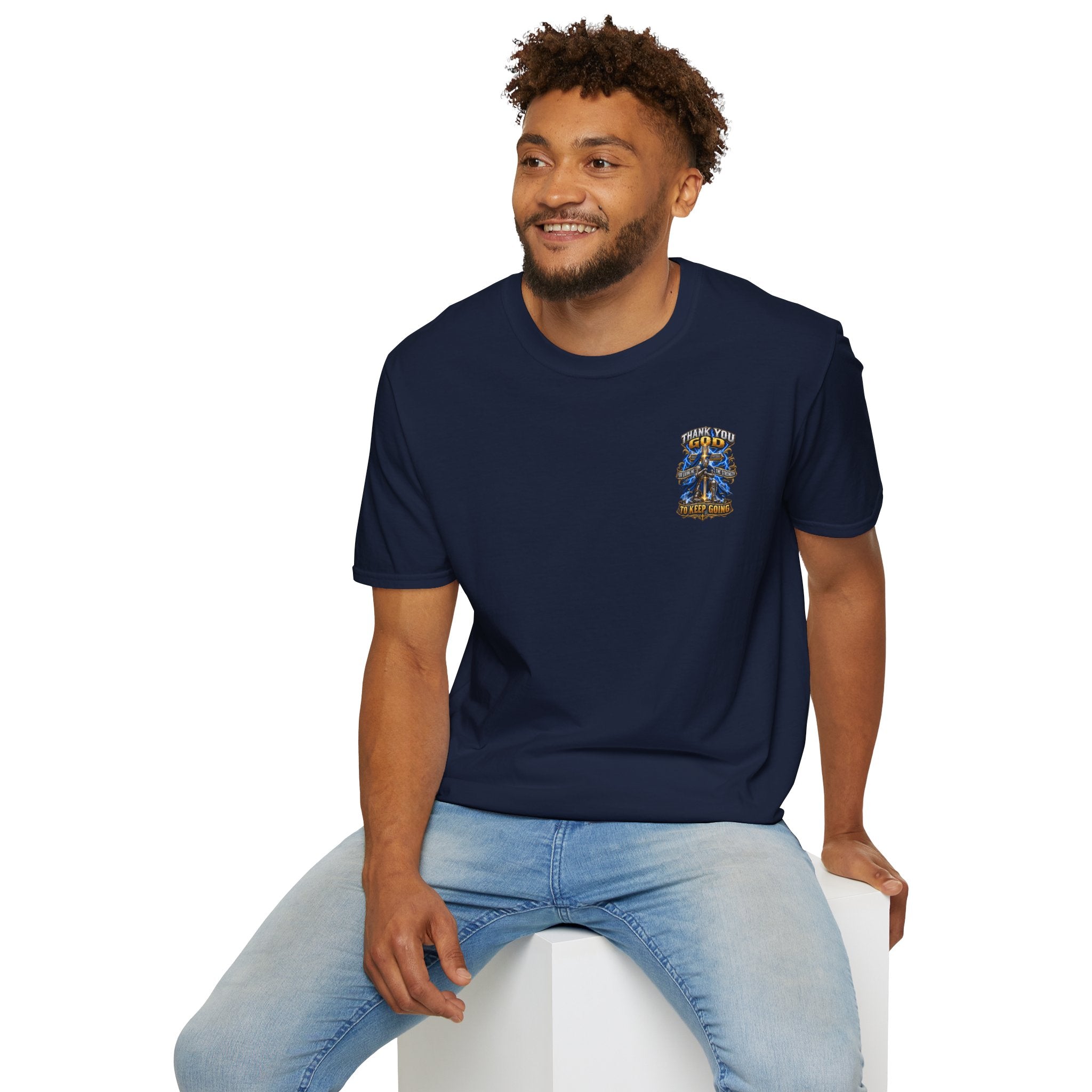 T-Shirt — "Thank You God I Keep Going" Faith Graphic Pocket Tee