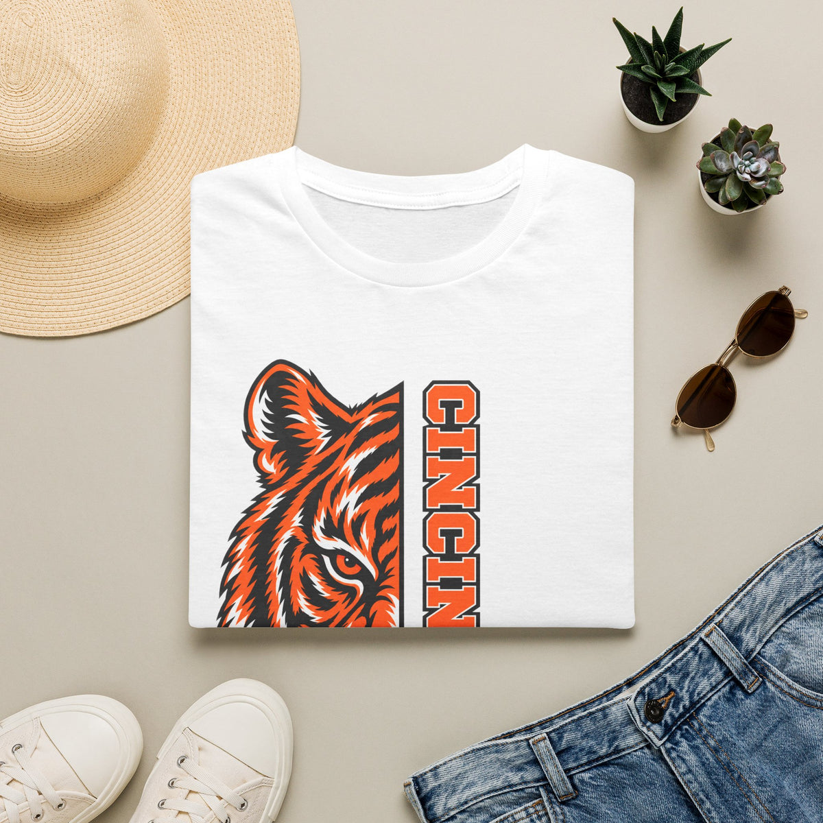 Cincinnati Tiger Head Vertical Graphic T-Shirt