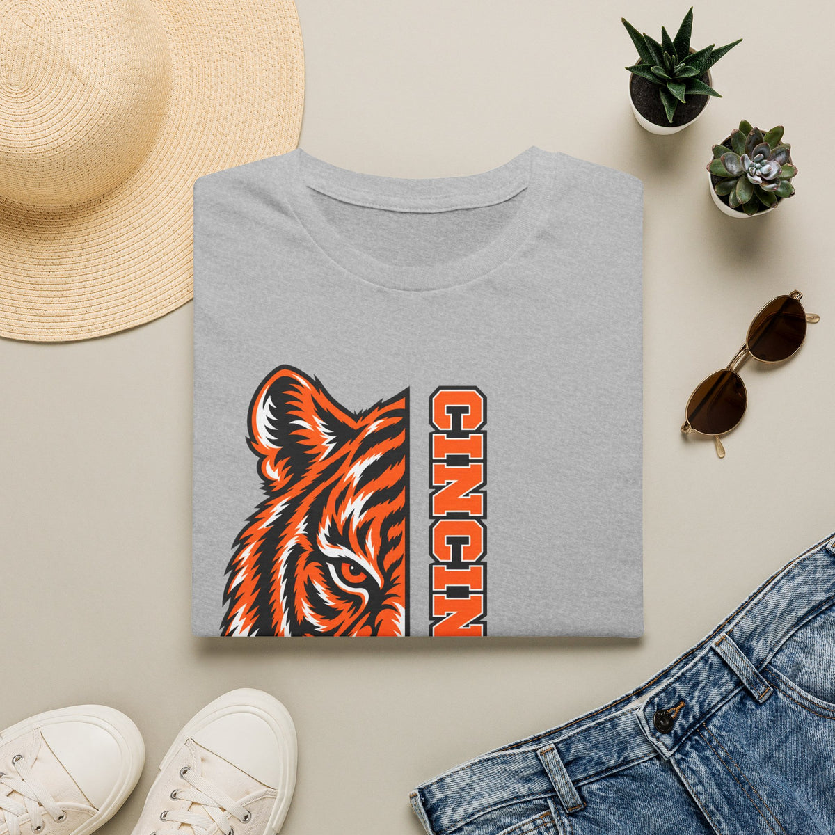 Cincinnati Tiger Head Vertical Graphic T-Shirt