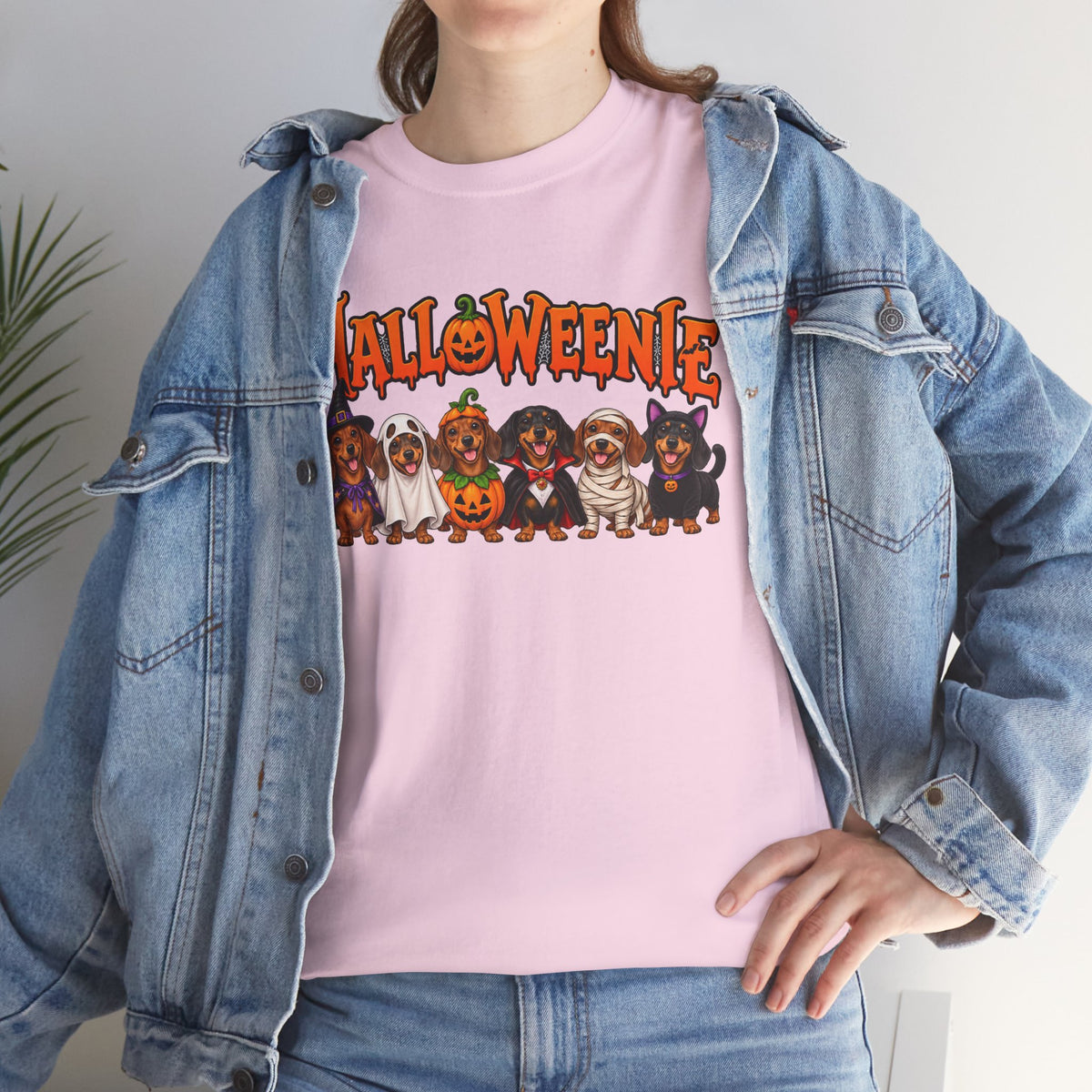 Halloweenie Dachshund T-Shirt | Halloween Dog Graphic