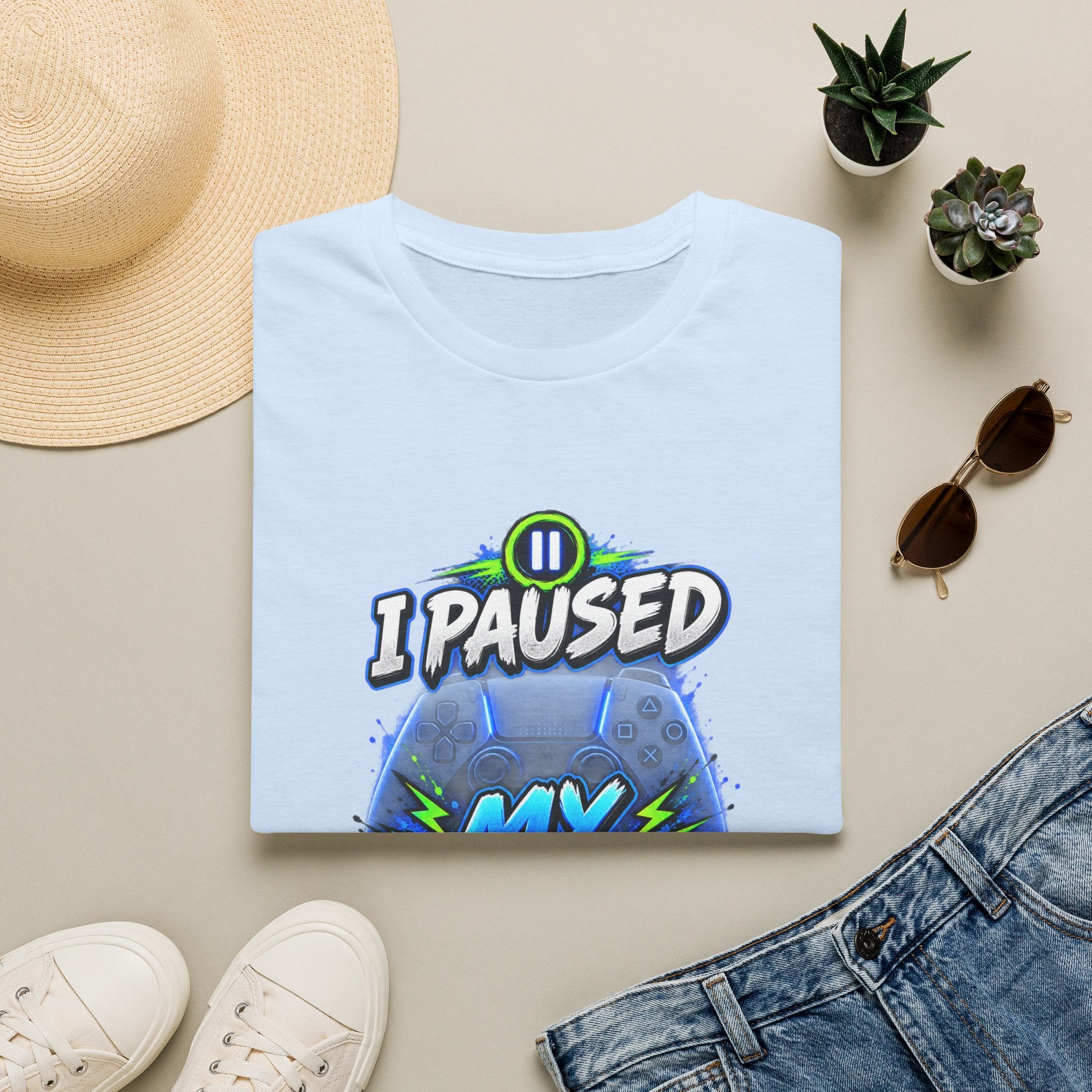 T‑Shirt — "I Paused My Game to Be Here" Gamer Graphic Tee