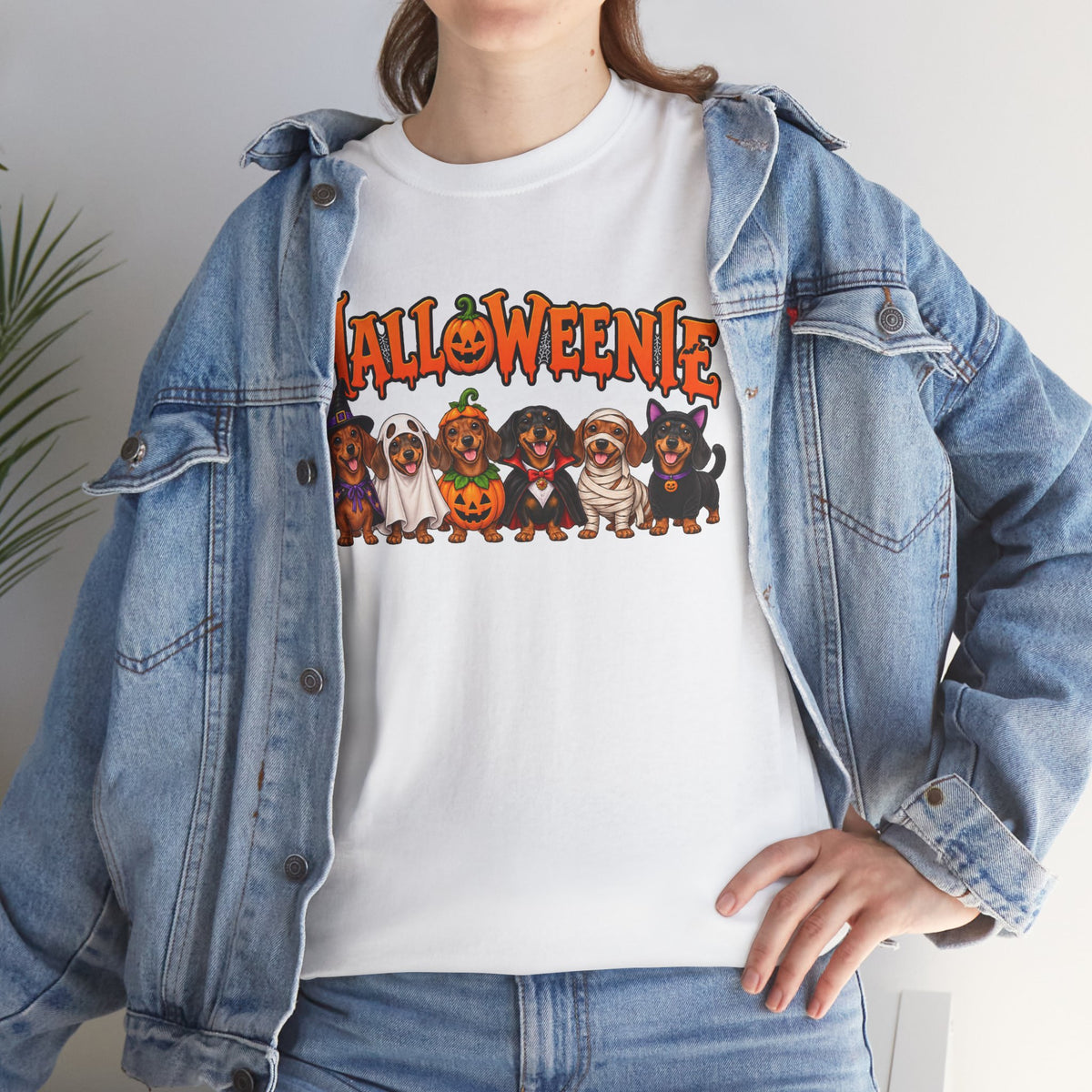 Halloweenie Dachshund T-Shirt | Halloween Dog Graphic