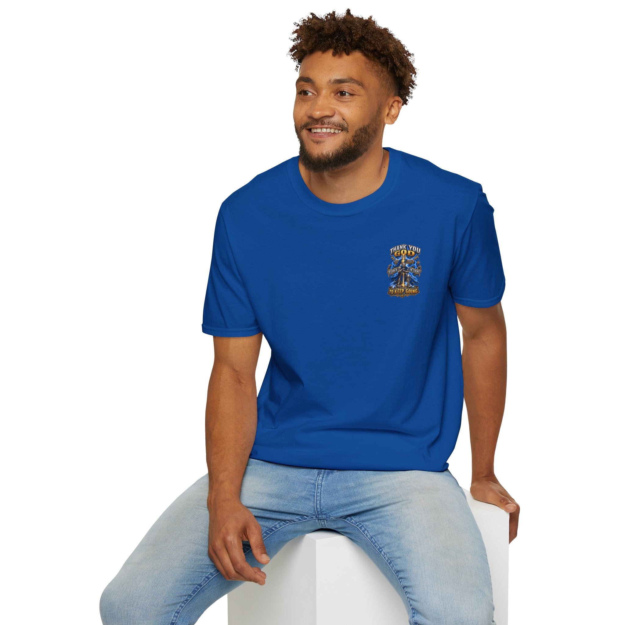 T-Shirt — "Thank You God I Keep Going" Faith Graphic Pocket Tee