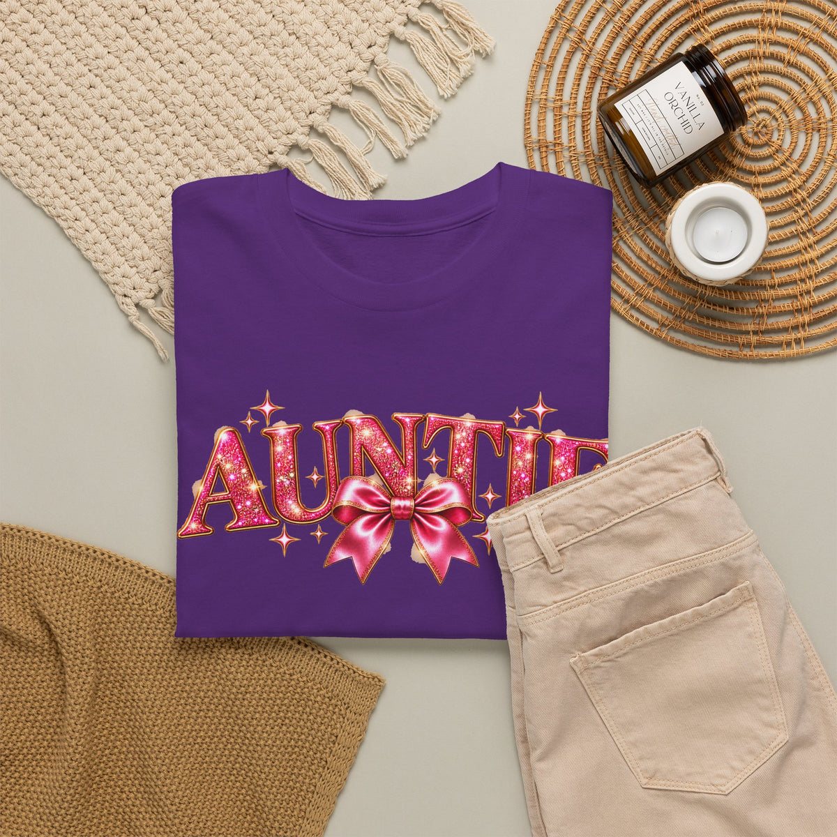 Auntie Graphic T-Shirt | Pink Bow Design