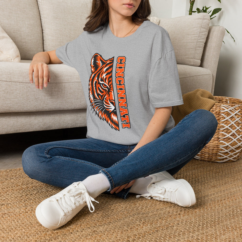 Cincinnati Tiger Head Vertical Graphic T-Shirt