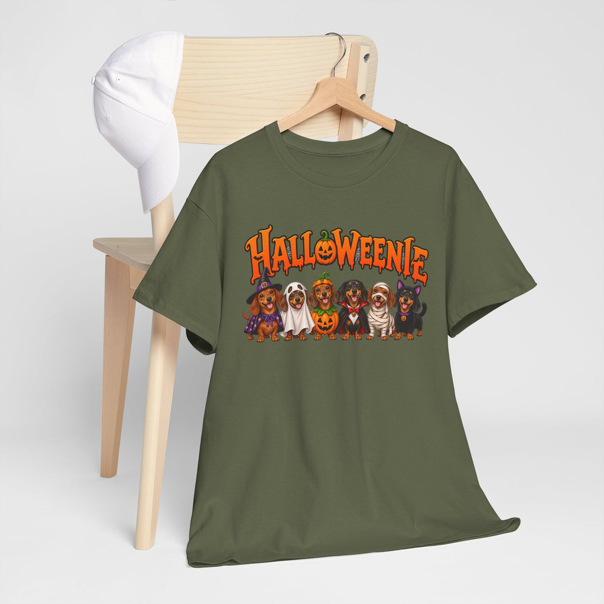 Halloweenie Dachshund T-Shirt | Halloween Dog Graphic