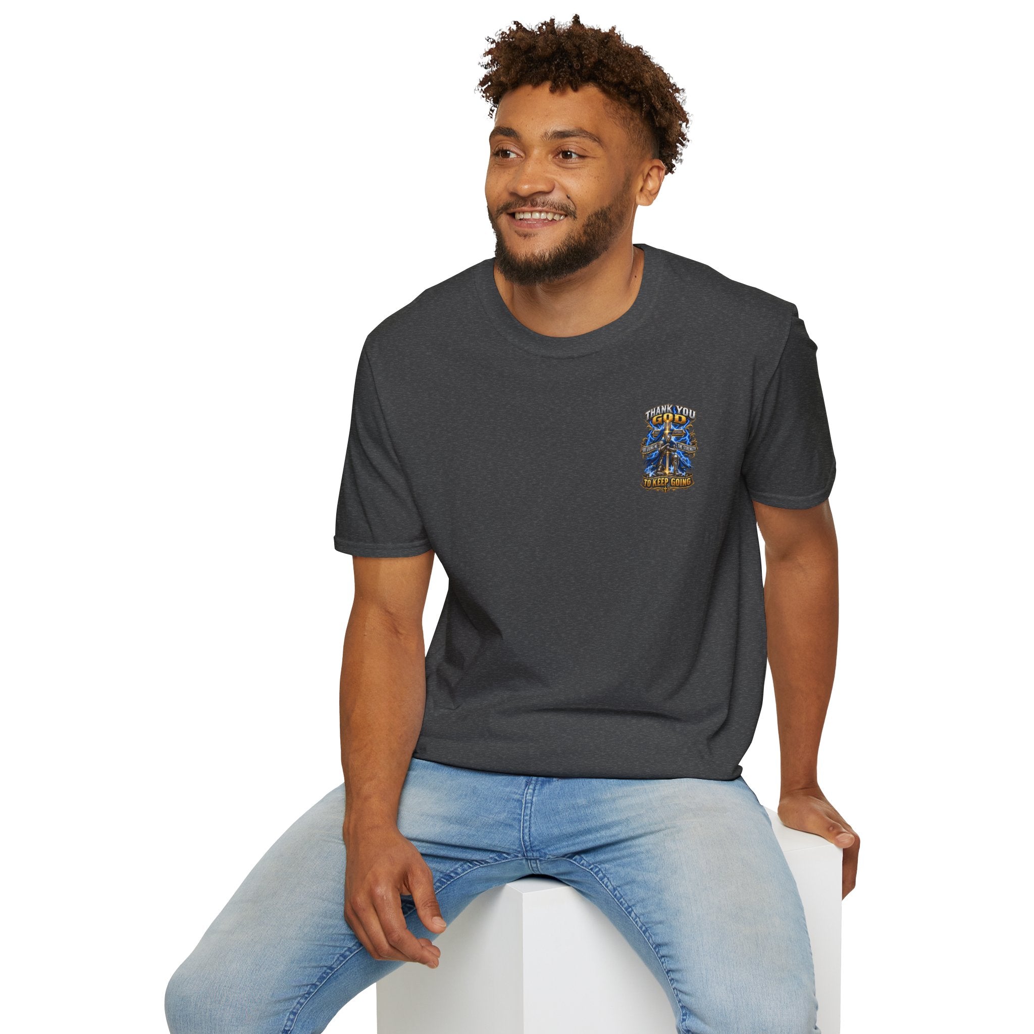 T-Shirt — "Thank You God I Keep Going" Faith Graphic Pocket Tee