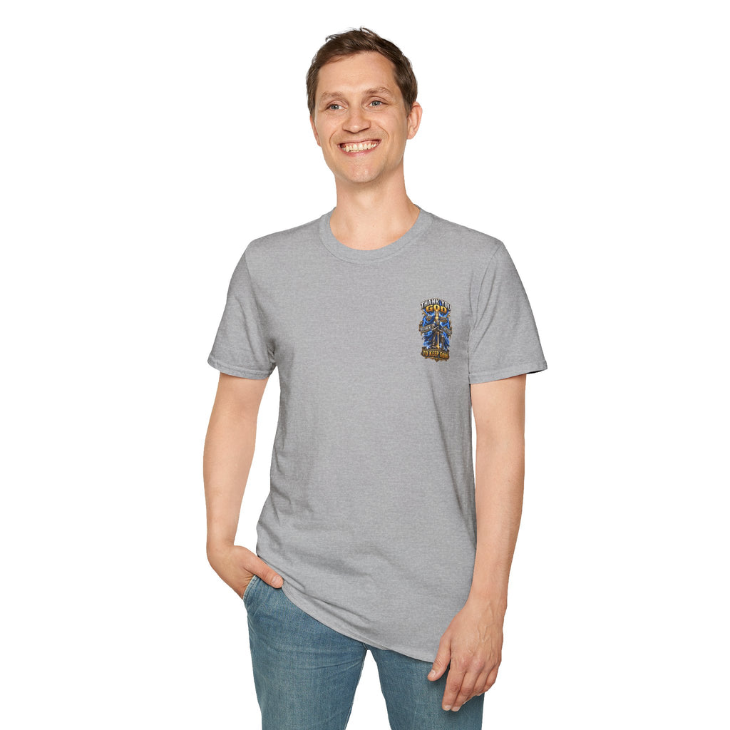 T-Shirt — "Thank You God I Keep Going" Faith Graphic Pocket Tee