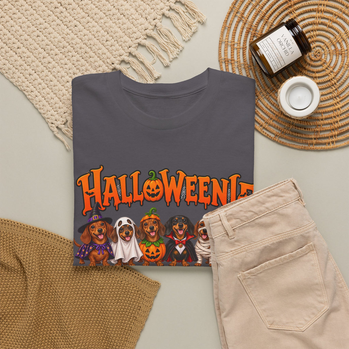 Halloweenie Dachshund T-Shirt | Halloween Dog Graphic